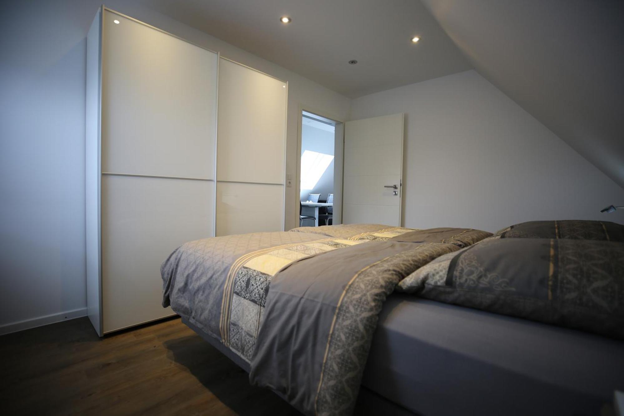 Eine Sehr Gemuetliche Dachgeschoss Ferienwohnung Ihlow  Exterior foto